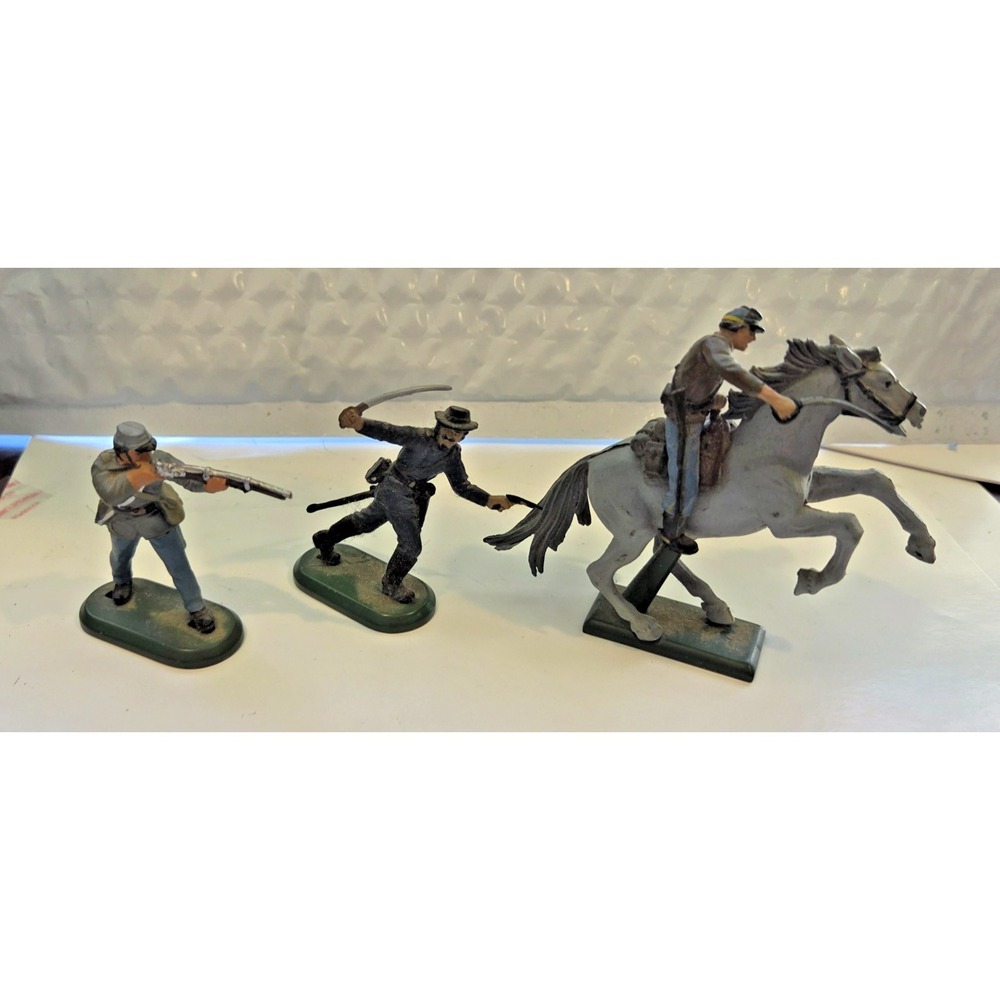 Britains SuperDeetail Union Infantry - painted plastic - Set of 3